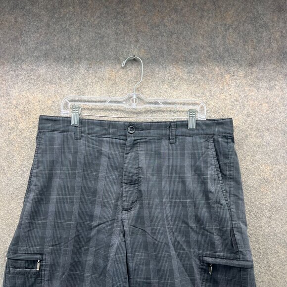Greg Norman Shorts Mens 34 Gray Plaid Cotton Cargo Golf Tasso Elba Performance - Picture 7 of 10